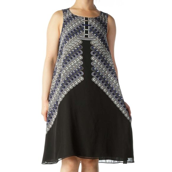 Max Studio Dresses & Skirts - Max Studio Black and Blue Patterned Sheath Dress